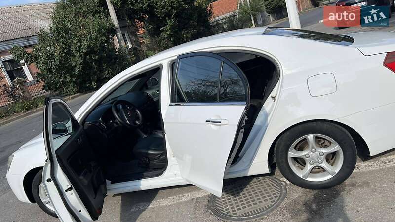 Седан Geely Emgrand 7 (EC7) 2013 в Херсоні