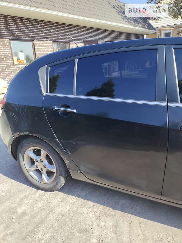 Хетчбек Geely Emgrand 7 (EC7) 2014 в Києві