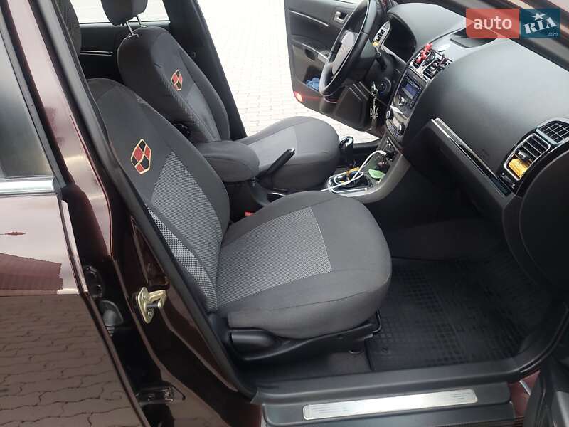 Седан Geely Emgrand 7 (EC7) 2013 в Львове