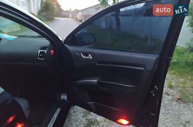 Седан Geely Emgrand 7 (EC7) 2013 в 