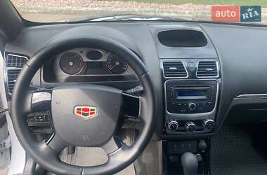 Седан Geely Emgrand 7 (EC7) 2015 в 