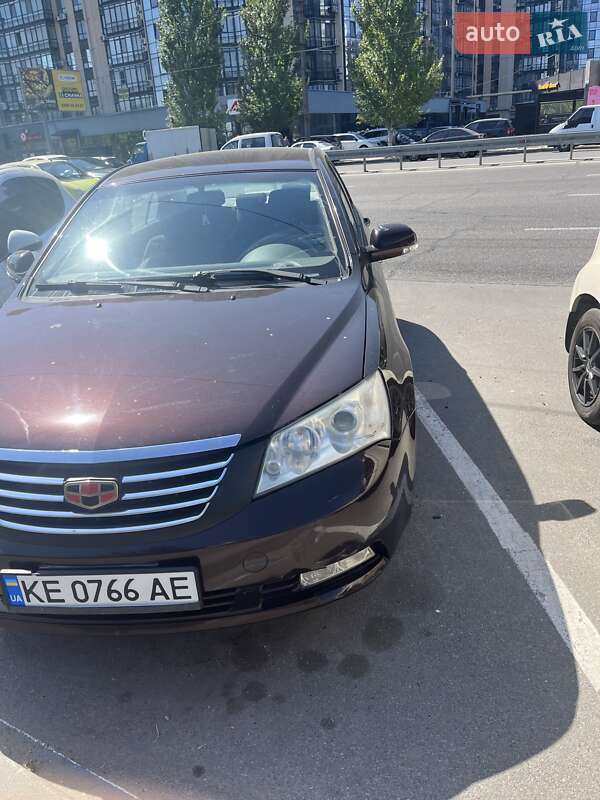 Седан Geely Emgrand 7 (EC7) 2012 в Дніпрі