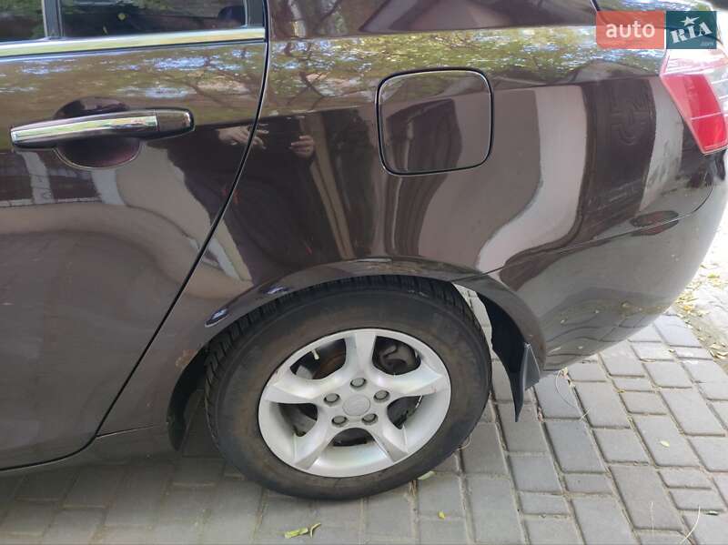 Седан Geely Emgrand 7 (EC7) 2013 в Одессе
