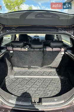 Хетчбек Geely Emgrand 7 (EC7) 2012 в 