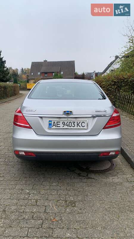 Седан Geely Emgrand 7 (EC7) 2018 в 