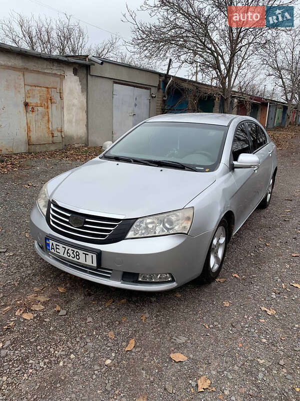 Седан Geely Emgrand 7 (EC7) 2011 в Кривом Роге