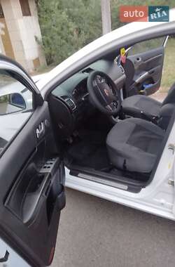 Седан Geely Emgrand 7 (EC7) 2013 в Києві