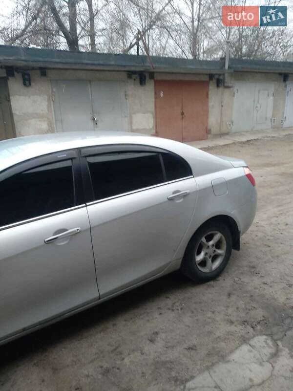 Седан Geely Emgrand 7 (EC7) 2013 в Каменском