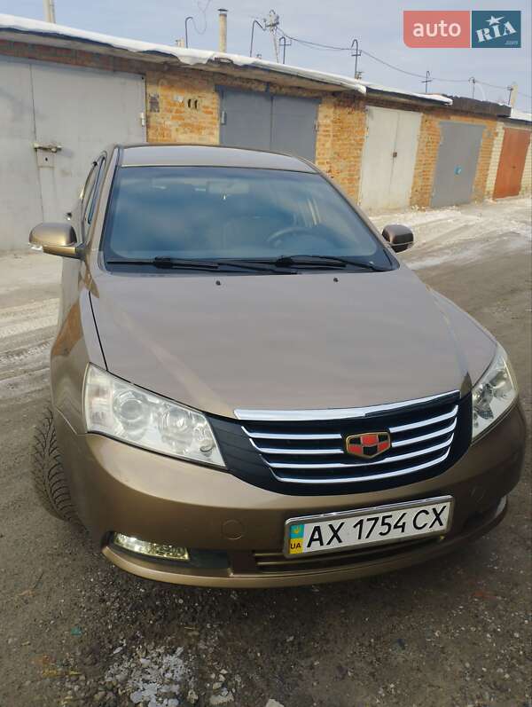 Седан Geely Emgrand 7 (EC7) 2012 в Краснограді