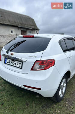 Хетчбек Geely Emgrand 7 (EC7) 2013 в 