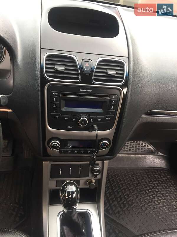 Хэтчбек Geely Emgrand 7 (EC7) 2014 в Павлограде
