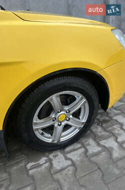Хетчбек Geely Emgrand 7 (EC7) 2011 в 