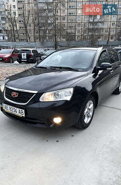 Хетчбек Geely Emgrand 7 (EC7) 2013 в Дніпрі