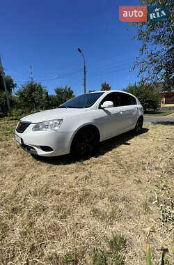 Хетчбек Geely Emgrand 7 (EC7) 2013 в 