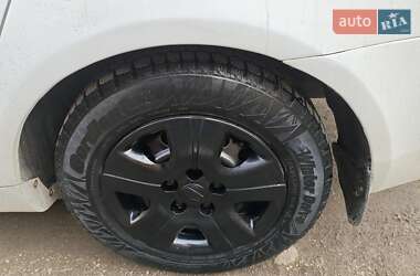 Седан Geely Emgrand 7 (EC7) 2013 в 
