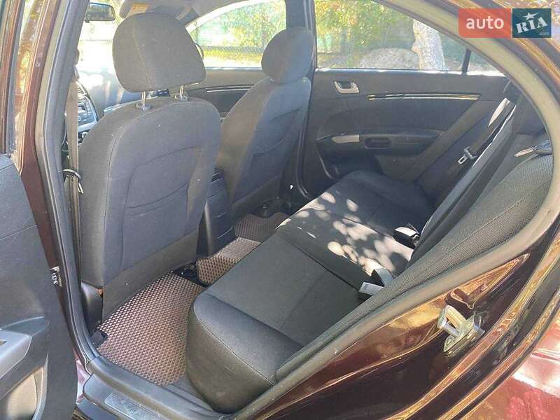 Седан Geely Emgrand 7 (EC7) 2015 в Киеве
