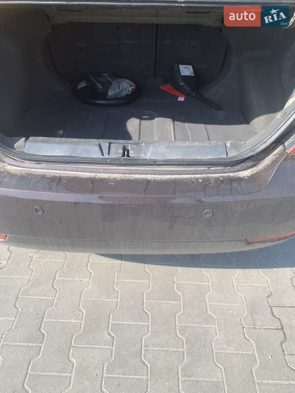 Седан Geely Emgrand 7 (EC7) 2014 в Гостомеле