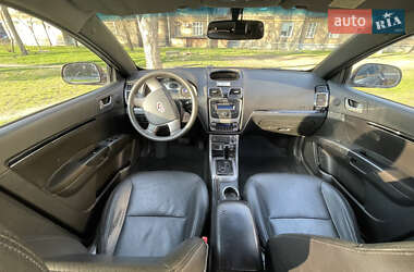Хетчбек Geely Emgrand 7 (EC7) 2013 в Києві