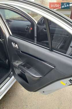 Седан Geely Emgrand 7 (EC7) 2013 в 