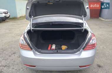 Седан Geely Emgrand 7 (EC7) 2013 в 