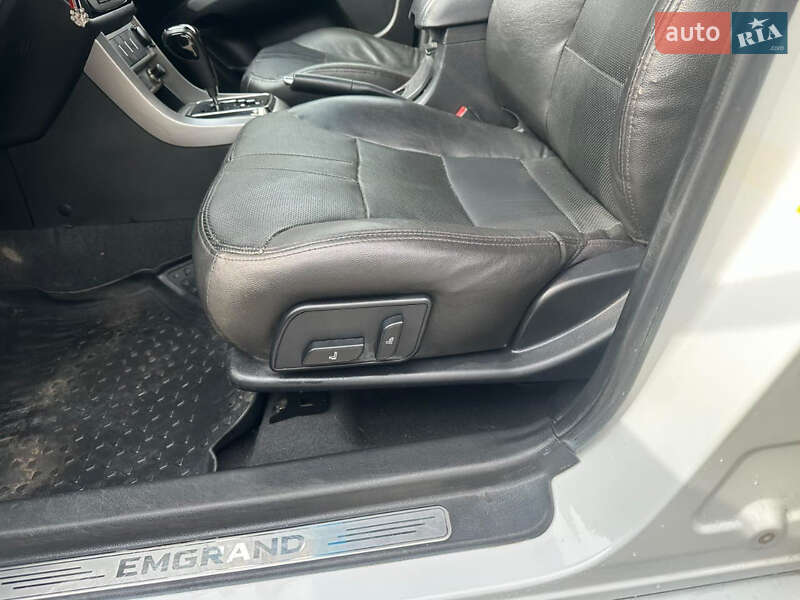 Хэтчбек Geely Emgrand 7 (EC7) 2013 в Сокале фото 13 Хэтчбек Geely Emgrand 7 (EC7) 2013 в Сокале