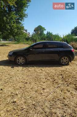 Хэтчбек Geely Emgrand 7 (EC7) 2013 в 