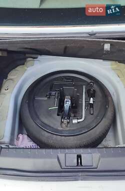 Седан Geely Emgrand 7 (EC7) 2014 в 