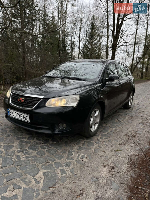 Хэтчбек Geely Emgrand 7 (EC7) 2011 в 