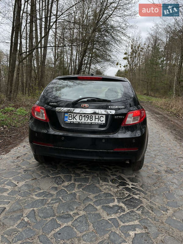 Хэтчбек Geely Emgrand 7 (EC7) 2011 в Дубровице