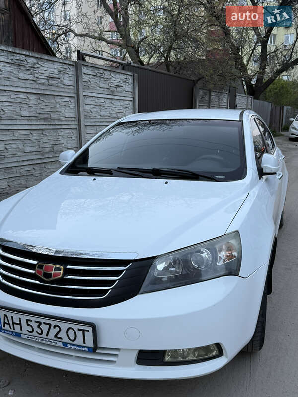 Седан Geely Emgrand 7 (EC7) 2013 в Дніпрі
