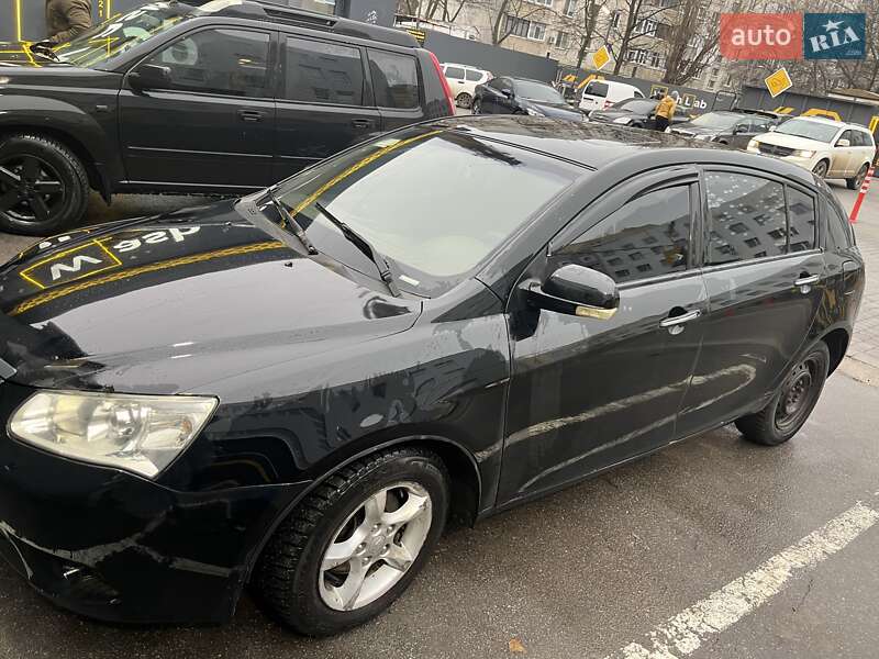 Хэтчбек Geely Emgrand 7 (EC7) 2011 в Харькове