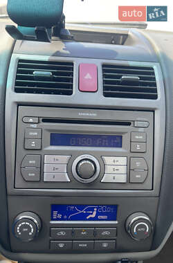 Седан Geely Emgrand 7 (EC7) 2012 в 