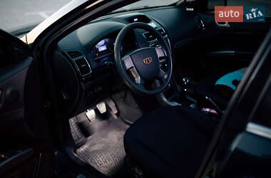 Седан Geely Emgrand 7 (EC7) 2015 в 
