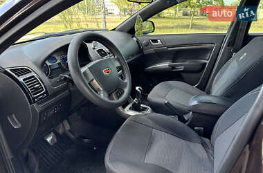 Седан Geely Emgrand 7 (EC7) 2013 в 