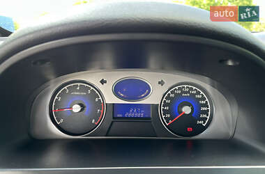 Седан Geely Emgrand 7 (EC7) 2013 в 