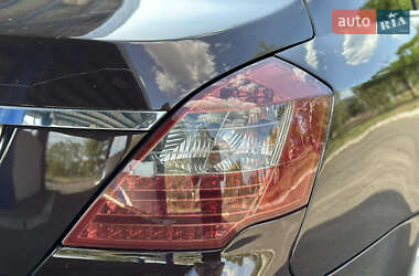 Седан Geely Emgrand 7 (EC7) 2013 в 