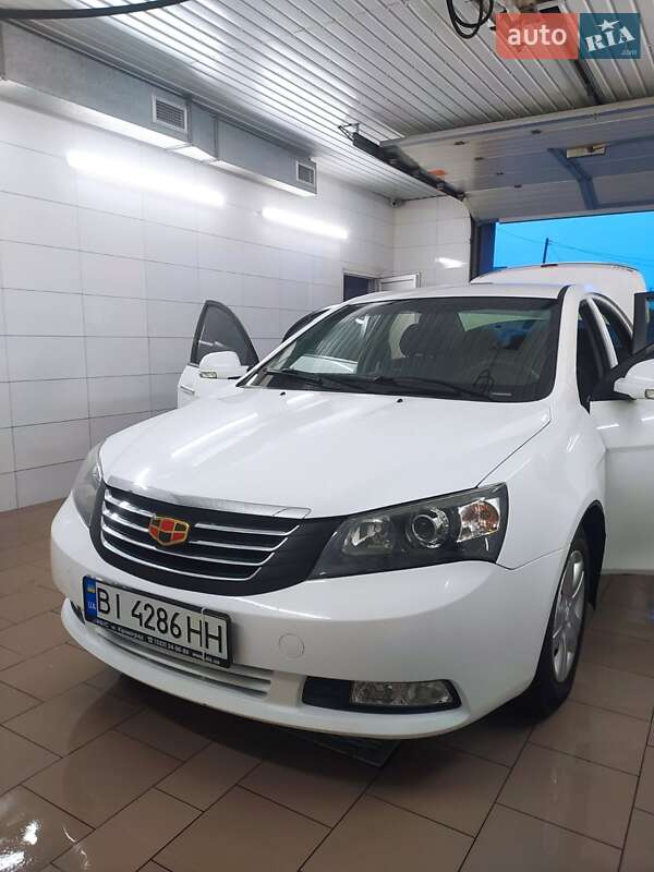 Седан Geely Emgrand 7 (EC7) 2013 в 