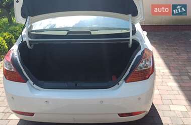 Седан Geely Emgrand 7 (EC7) 2014 в 