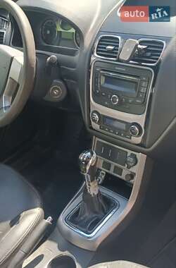 Седан Geely Emgrand 7 (EC7) 2014 в 