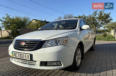 Седан Geely Emgrand 7 (EC7) 2012 в 