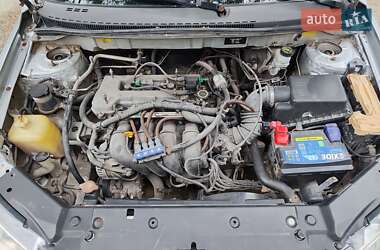 Седан Geely Emgrand 7 (EC7) 2011 в 