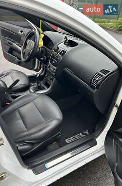Седан Geely Emgrand 7 (EC7) 2014 в 