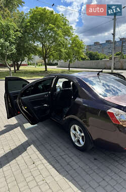 Седан Geely Emgrand 7 (EC7) 2013 в 