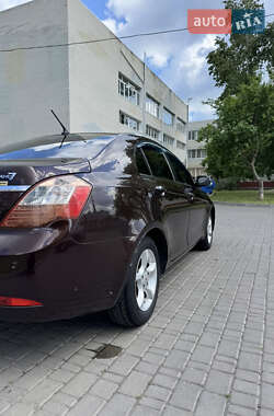 Седан Geely Emgrand 7 (EC7) 2013 в 