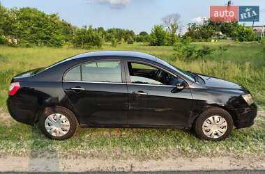 Седан Geely Emgrand 7 (EC7) 2013 в 