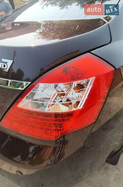 Седан Geely Emgrand 7 (EC7) 2013 в 