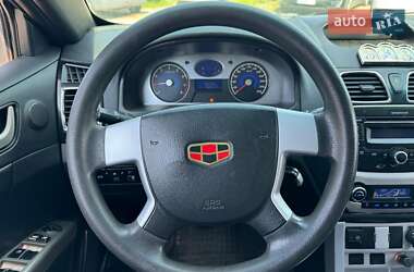 Седан Geely Emgrand 7 (EC7) 2012 в 