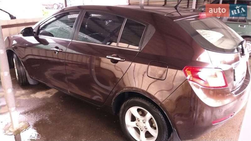 Хетчбек Geely Emgrand 7 (EC7) 2014 в Чернігові