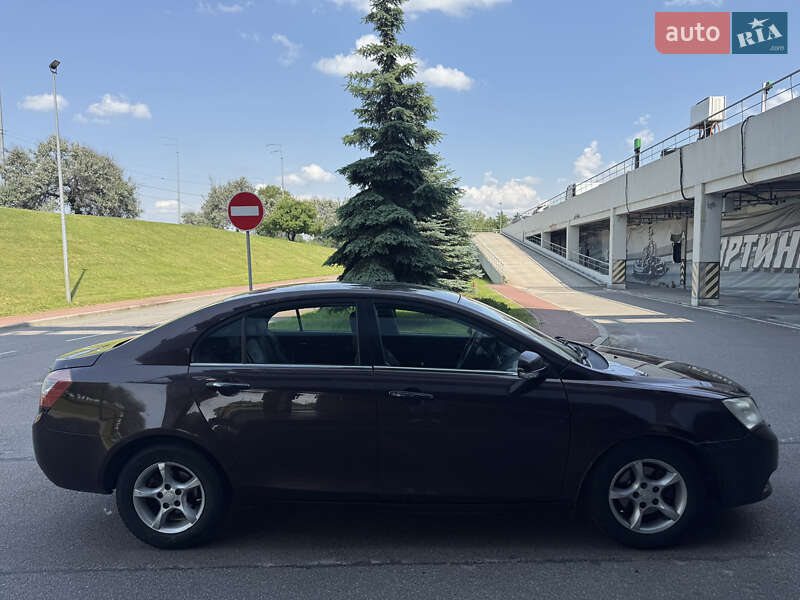 Седан Geely Emgrand 7 (EC7) 2012 в Киеве