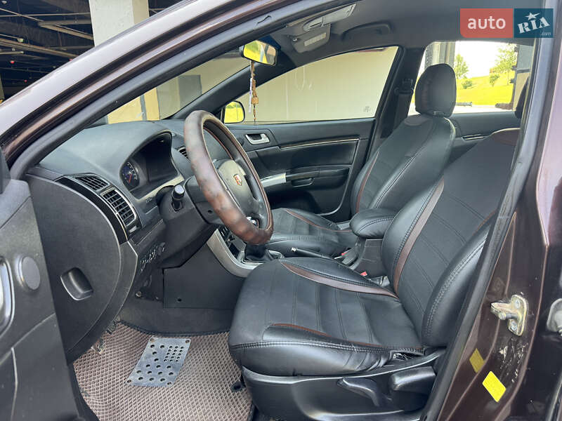 Седан Geely Emgrand 7 (EC7) 2012 в Киеве